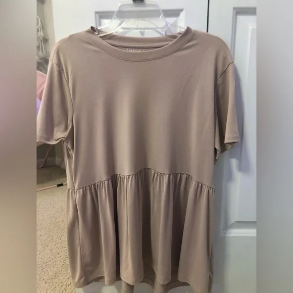 American Eagle Ruffled Top M - Picture 1 of 1